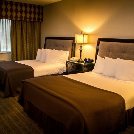 Garden Place Hotel Buffalo Room photo